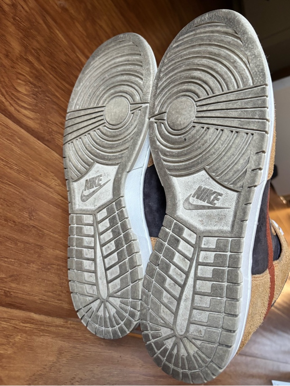 Nike Dunk High Premium 'Dark Curry' - Picture 7 of 9
